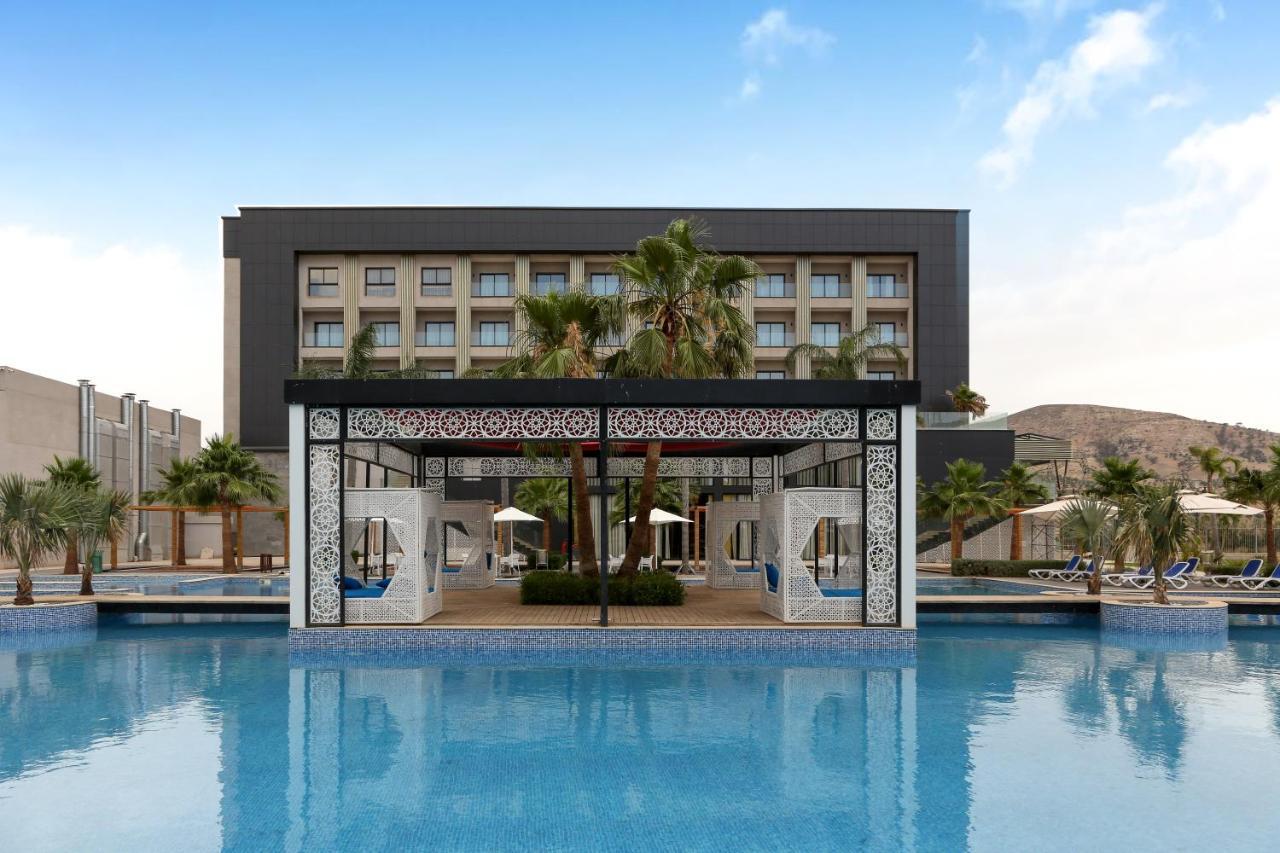 תאזה Oriental Palace By Agora Complex מראה חיצוני תמונה
